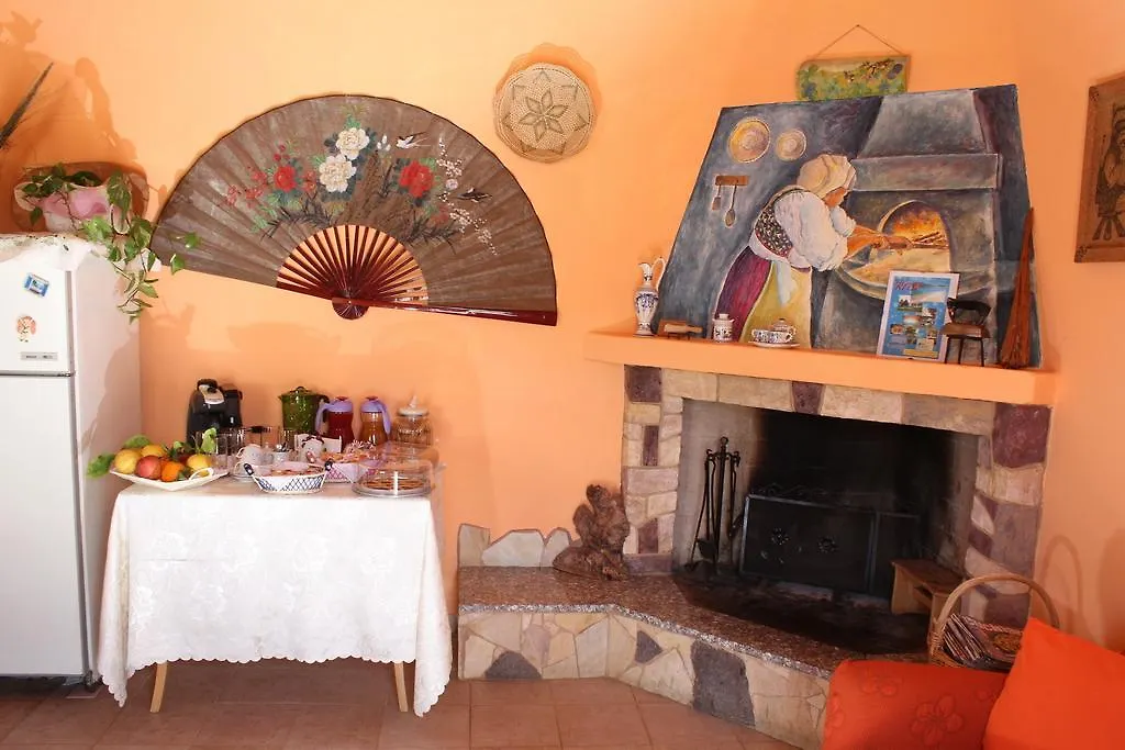 Rita B&B Sea Sun And Nature Santa Maria la Palma Bed & Breakfast